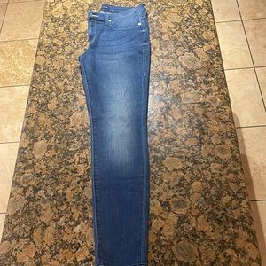 Women’s Blue Jeans